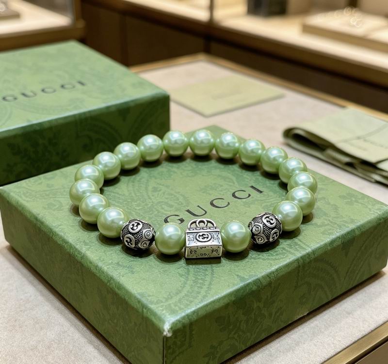 Gucci Bracelet 08yxs11